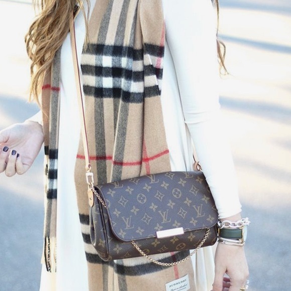 Louis Vuitton Handbags - Louis Vuitton Favorite MM